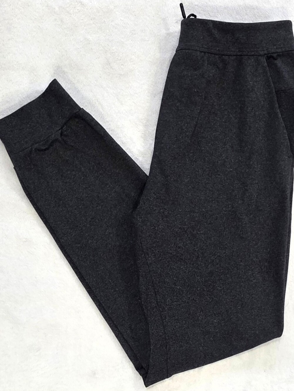 Lululemon Men’s Intent Jogger • Size M